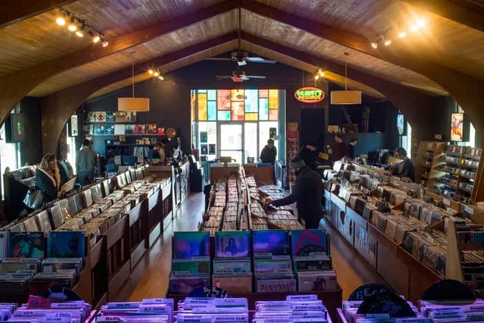 Grimey's store