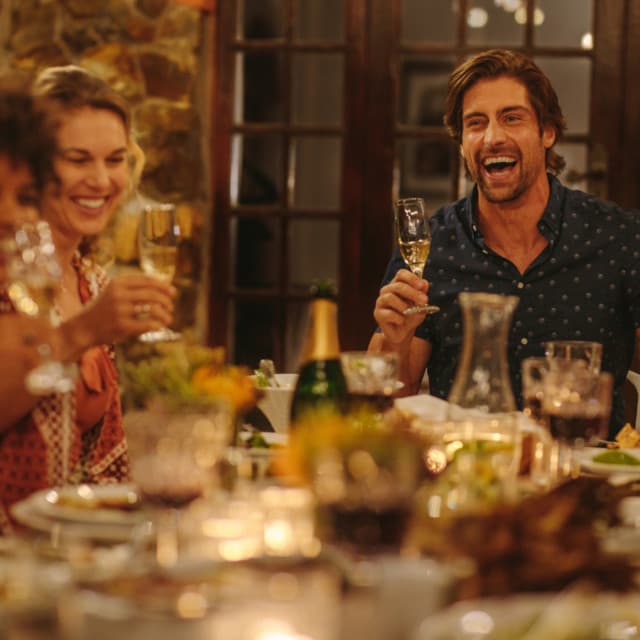 Romantic Dinner Table Music