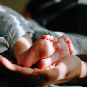 Lofi Baby Grooves: Soothing Sounds for Tiny Ears - Hip-Hop Lofi Chill