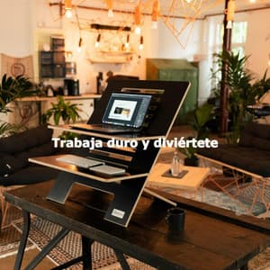 Trabaja duro y diviértete - Quiet Jazz Coffee House