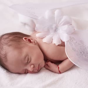 Heavenly Dreamscapes: Baby Sleep Serenades to Peace - Deep Sleep Sounds