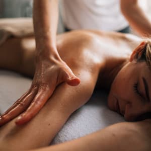 Healing Touch: Massage to Piano - Coffee Shop Piano