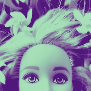 Tranquil Backdrop for Sweater Weather - French Cafe Music