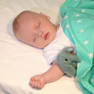 Baby's Tranquil Nights: Piano Rain Serenity - Tranquil Piano