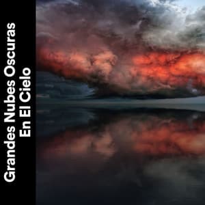 Grandes Nubes Oscuras En El Cielo - Tromentas Naturales