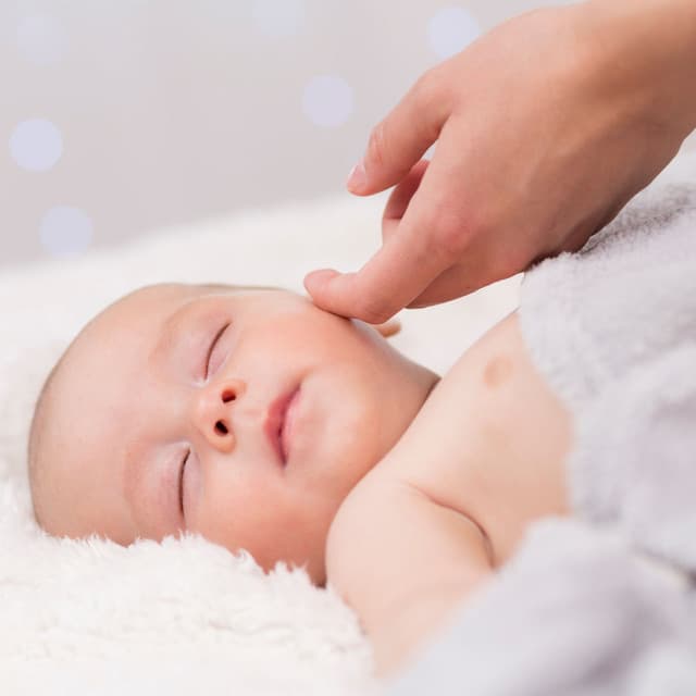 Moonbeam Melodies: Delicate Music for Babies - For The Lost