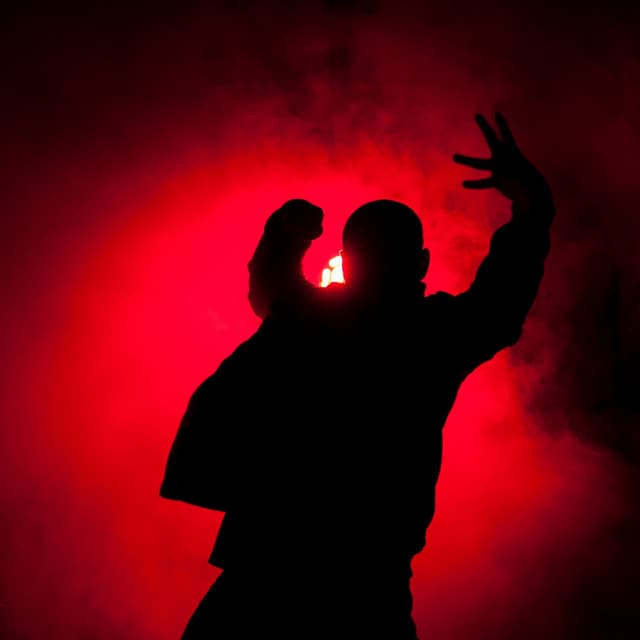 Nighttime Serenity: Hip Hop Beats - Binaural Brown Noise