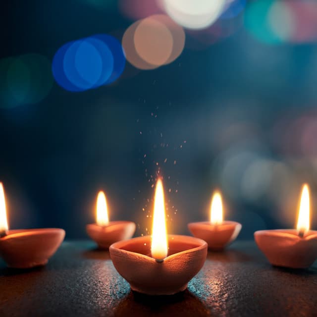 Soothing Firelight: Relaxing Music and Fire - Soothing Music Collection