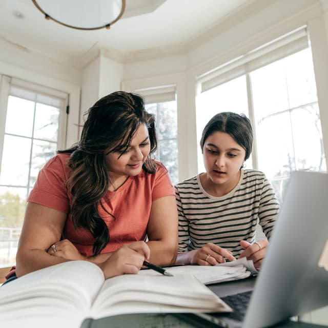 Melodic Lofi Study: Relaxing Learning Beats - Lo-Fi for Studying