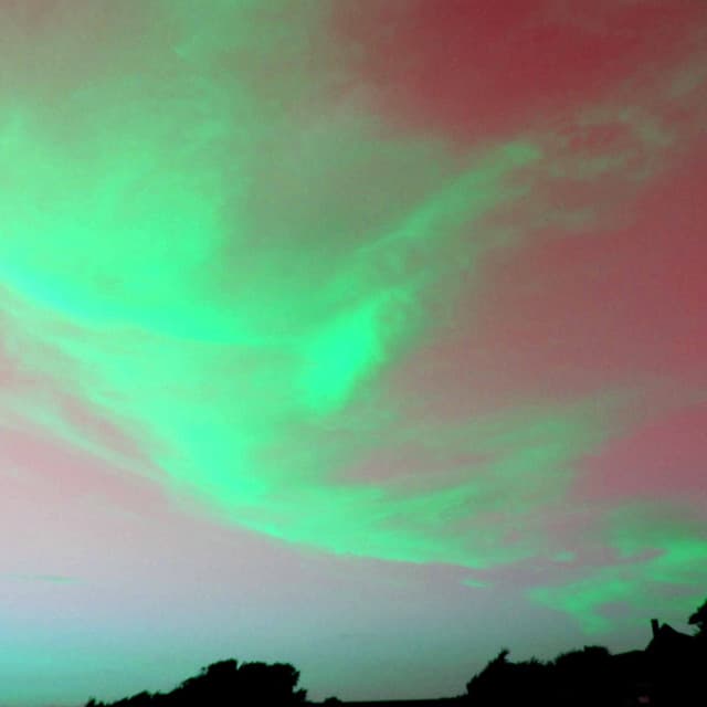 Feelings for Chilled Shadows - Soft Background Music