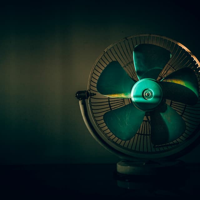 12AM Bedroom Sounds:Dreamscape - White Noise Therapy