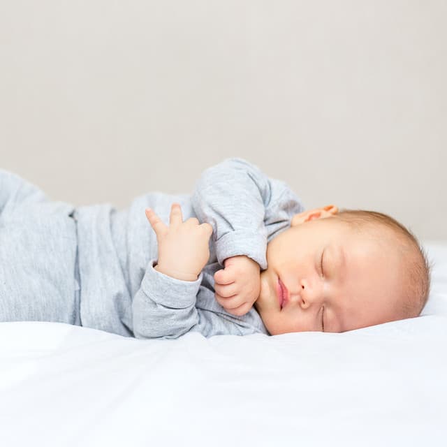 Dreamy Chill Music: Baby Sleep Soundscapes by the River - Riverside Underground